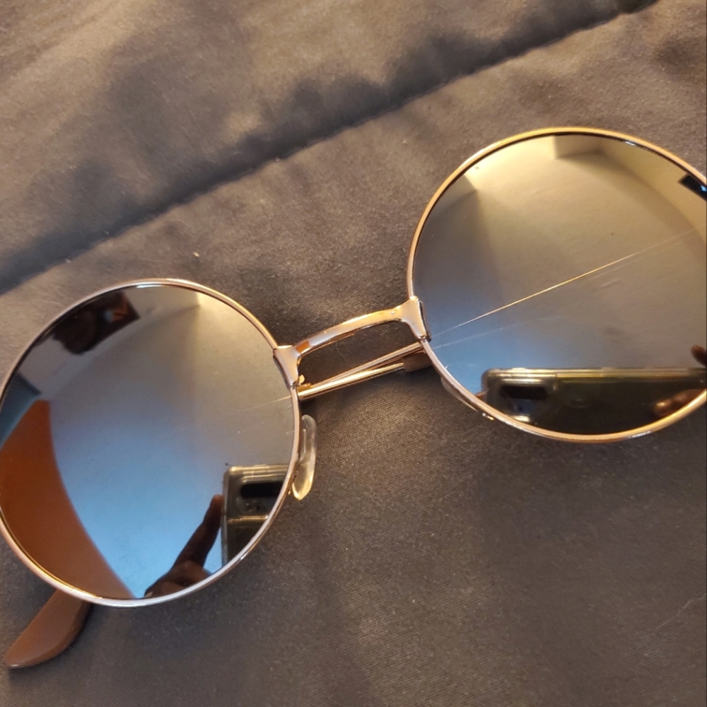 Black Reflective Shades (Round)
